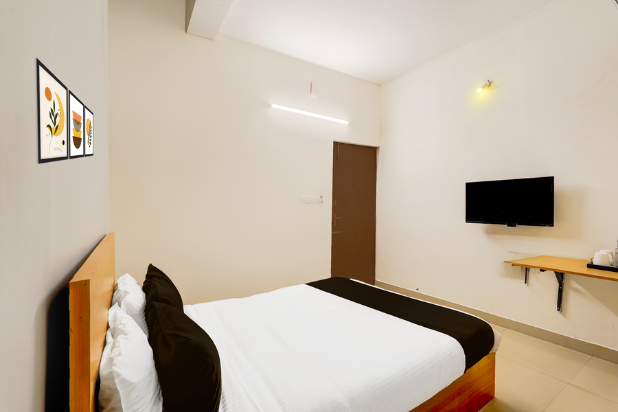 super townhouse nanganallur near chennai airport