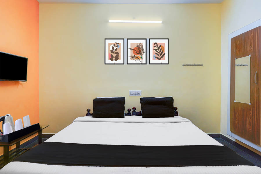 super hotel o poigai near airport