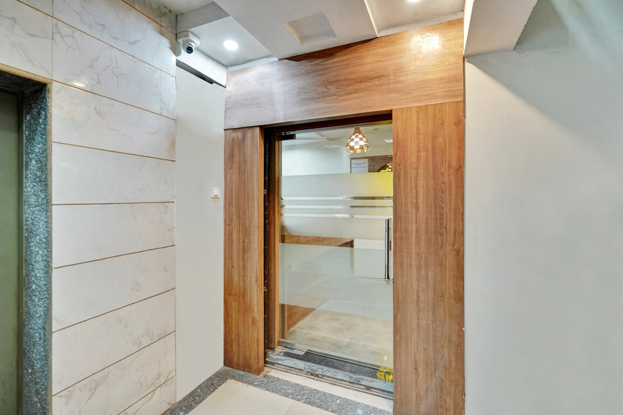 super collection o kudasan gandhinagar formerly hotel royal mansion