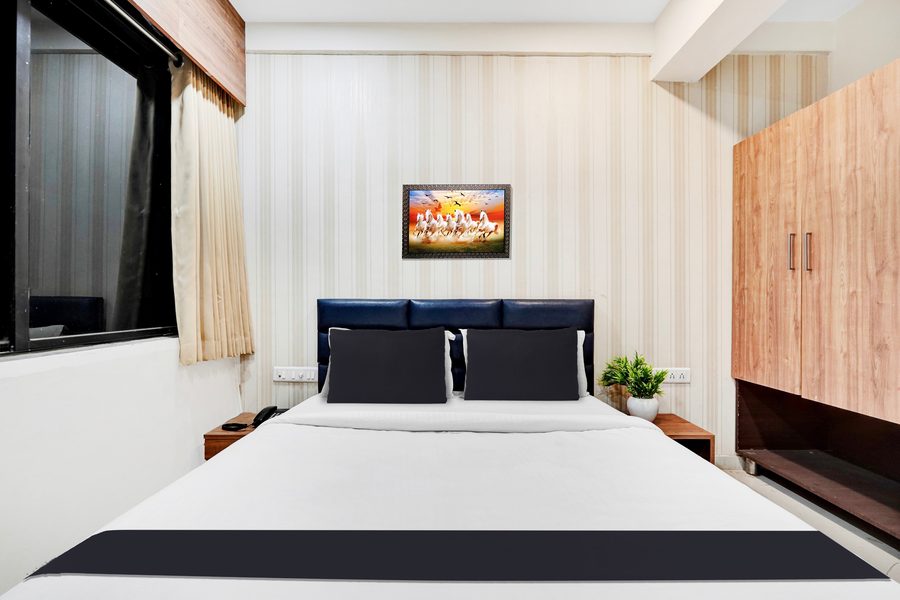 super collection o kudasan gandhinagar formerly hotel royal mansion