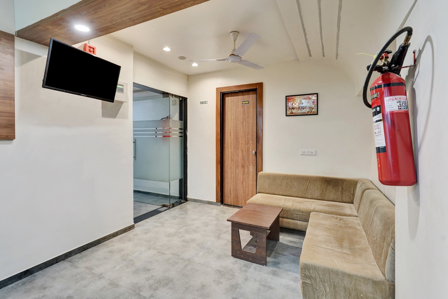 super collection o kudasan gandhinagar formerly hotel royal mansion