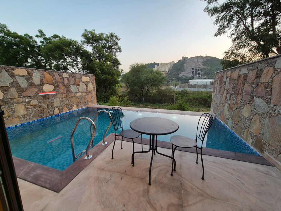 umber tree a nature side heaven resort