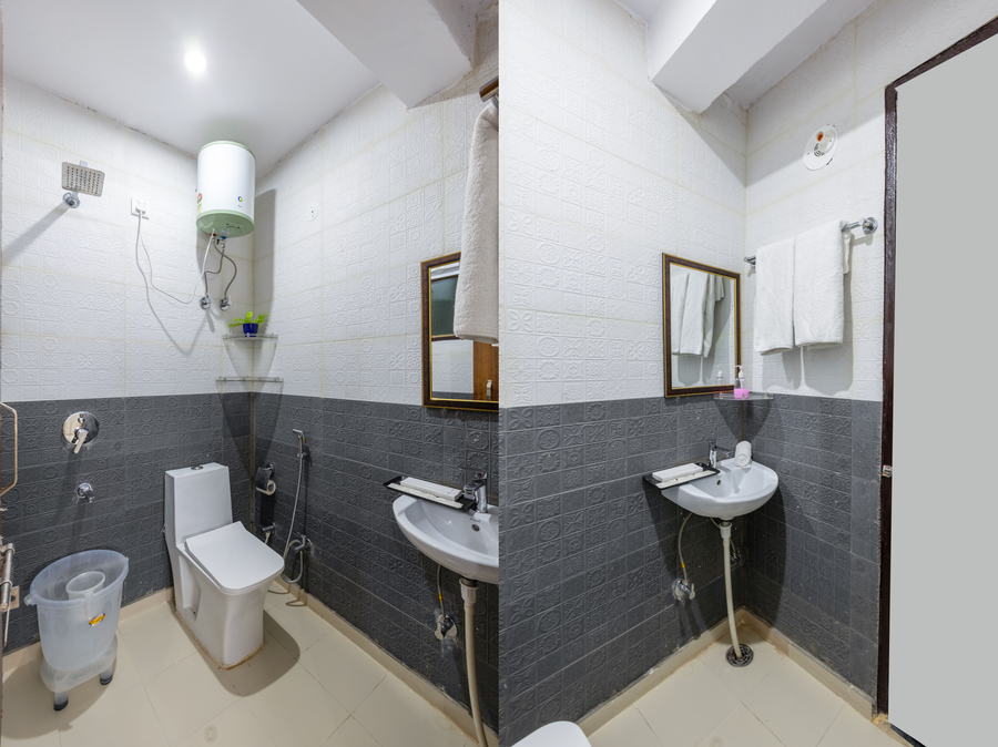 the king residency near yashobhoomi dwarka