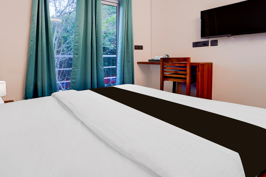 super hotel o gandhi nagar near south railway backgate