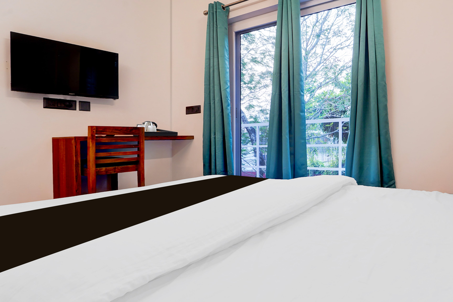 super hotel o gandhi nagar near south railway backgate