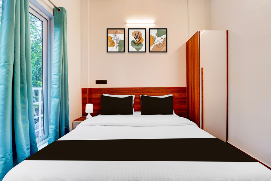 super hotel o gandhi nagar near south railway backgate