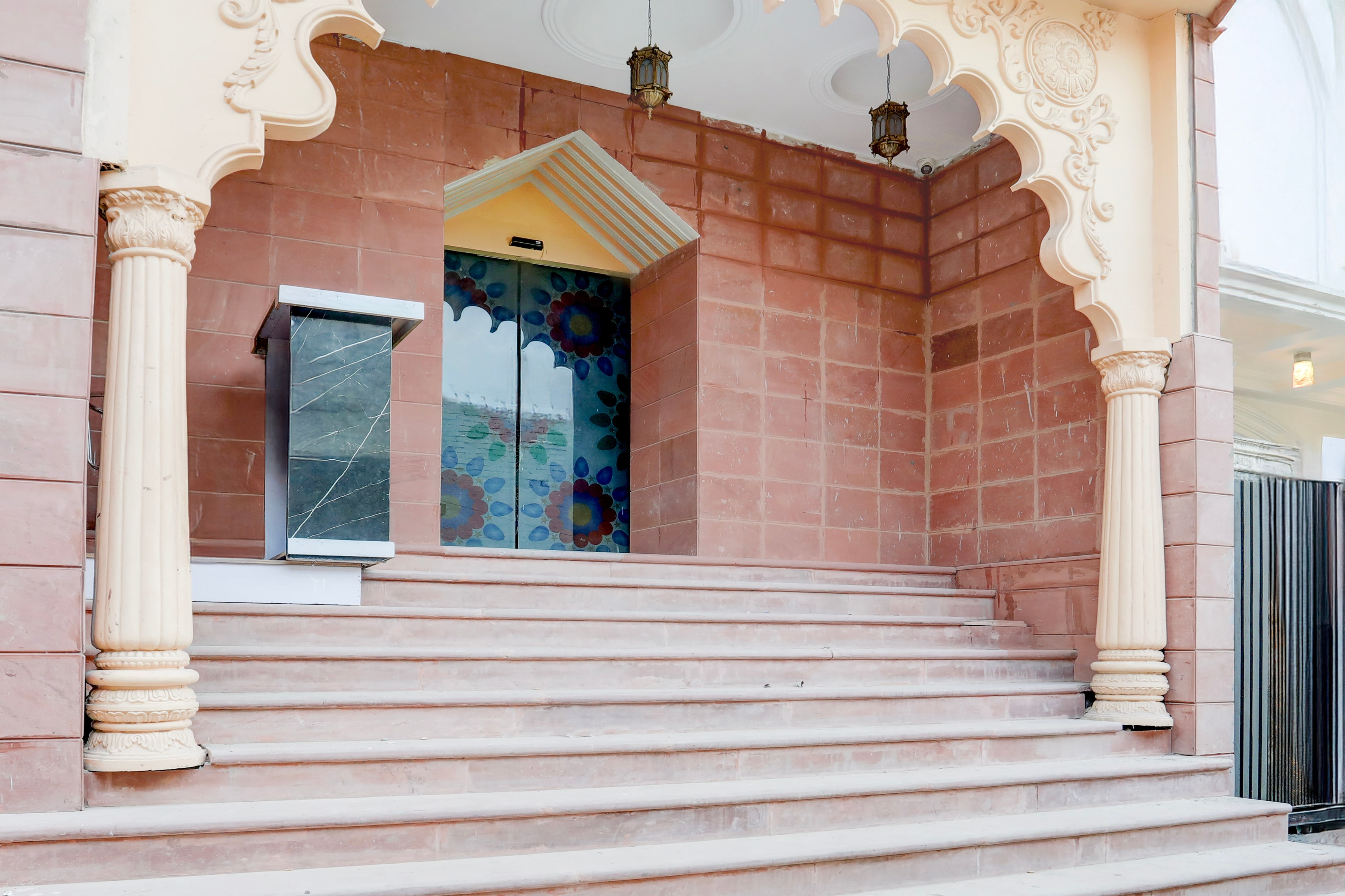 Kashi Heritage Palette Varanasi,,3 star