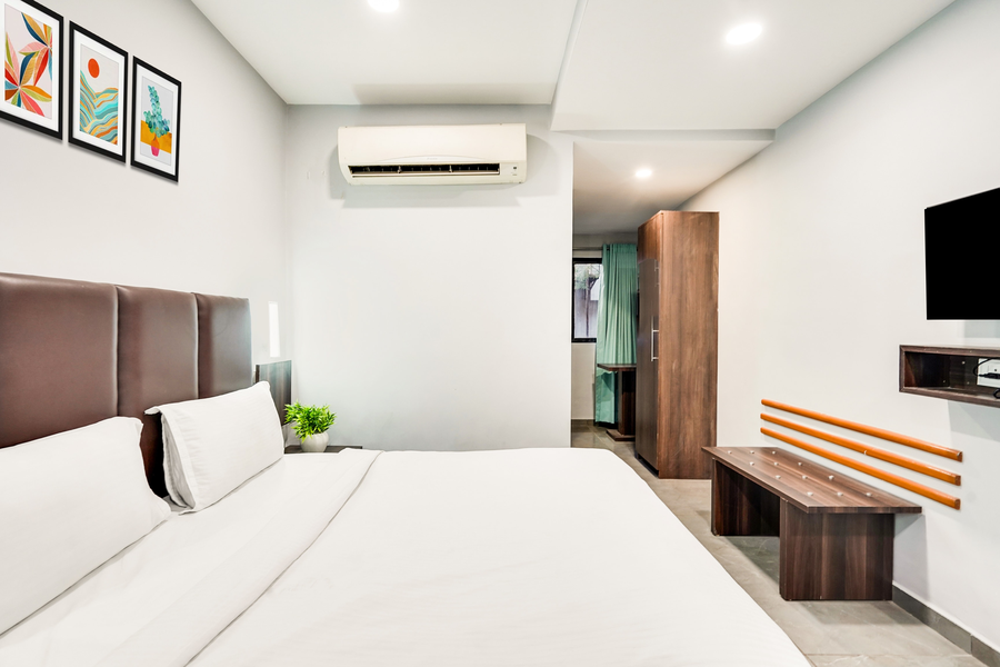 palette country club surat