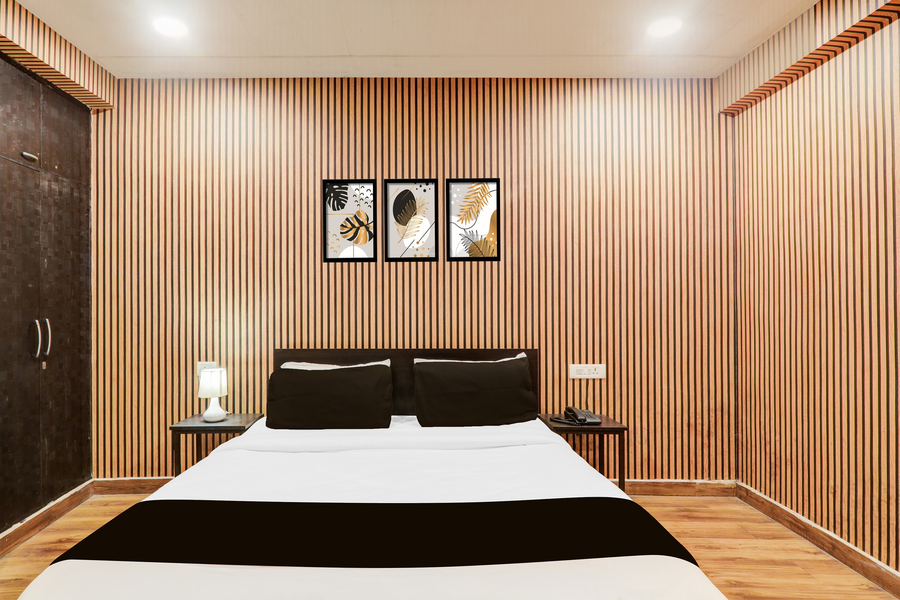 Super Townhouse Awas Vikas Kalyanpur,,4 star