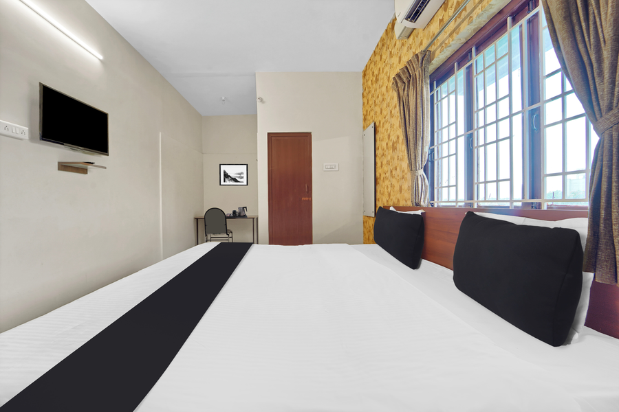 super collection o coimbatore near adithya institute formerly hotel everest grand