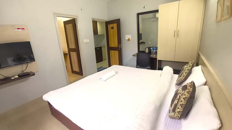 happy villa guest house