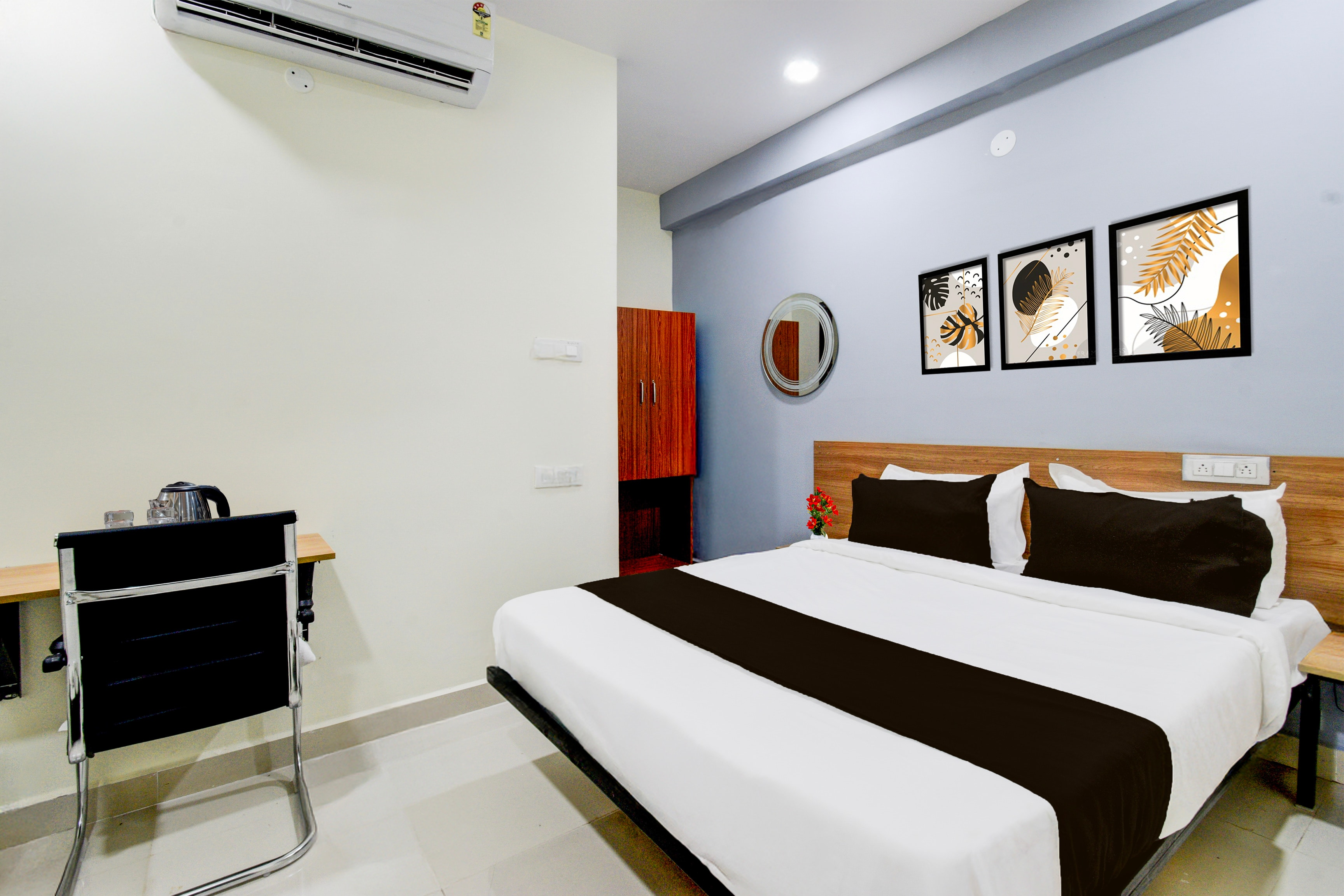 Super Townhouse Kukatpally North Formerly Munagala Arcade,Kothur,4 star