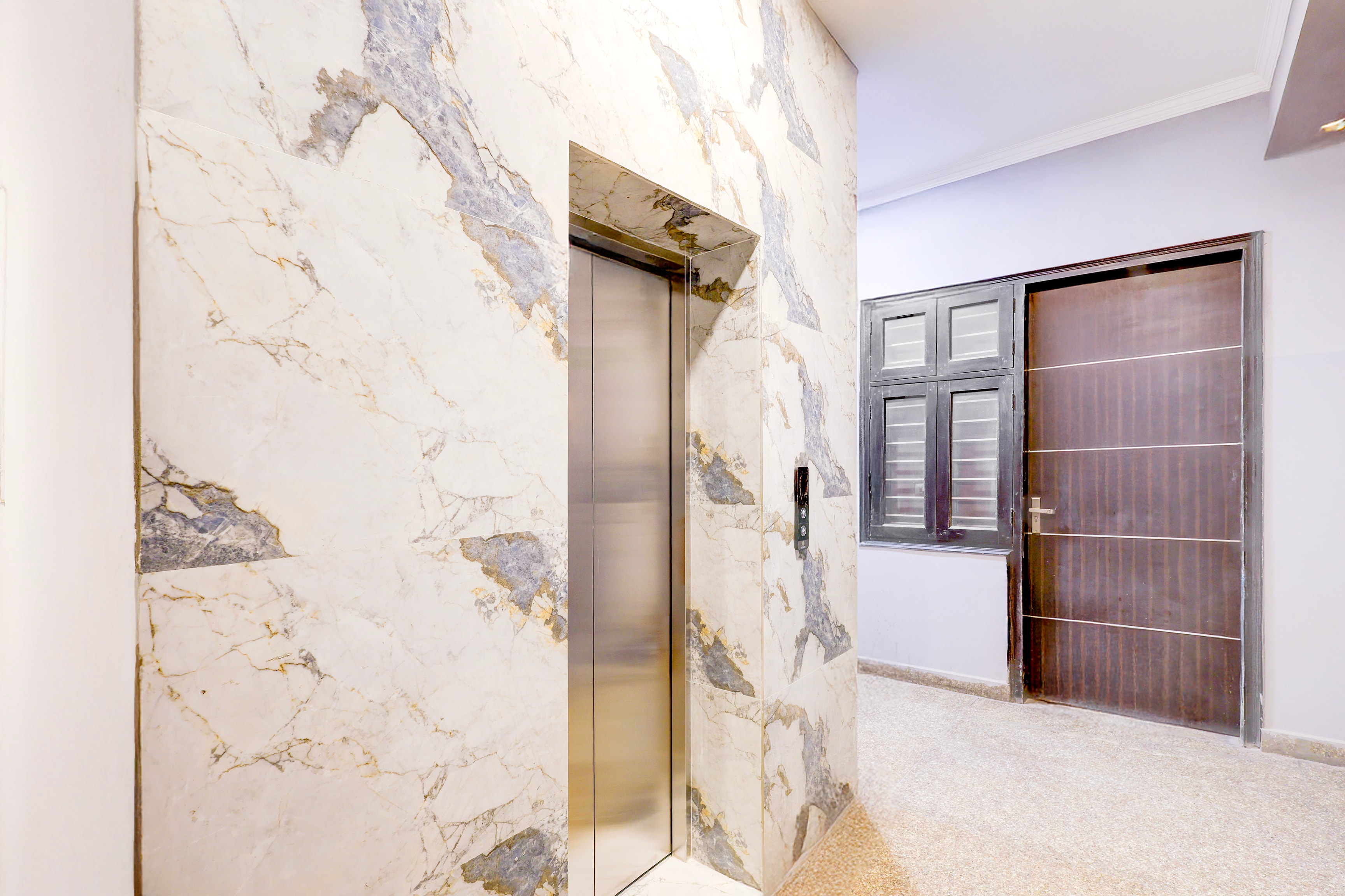 super hotel o rangpuri mahipalpur