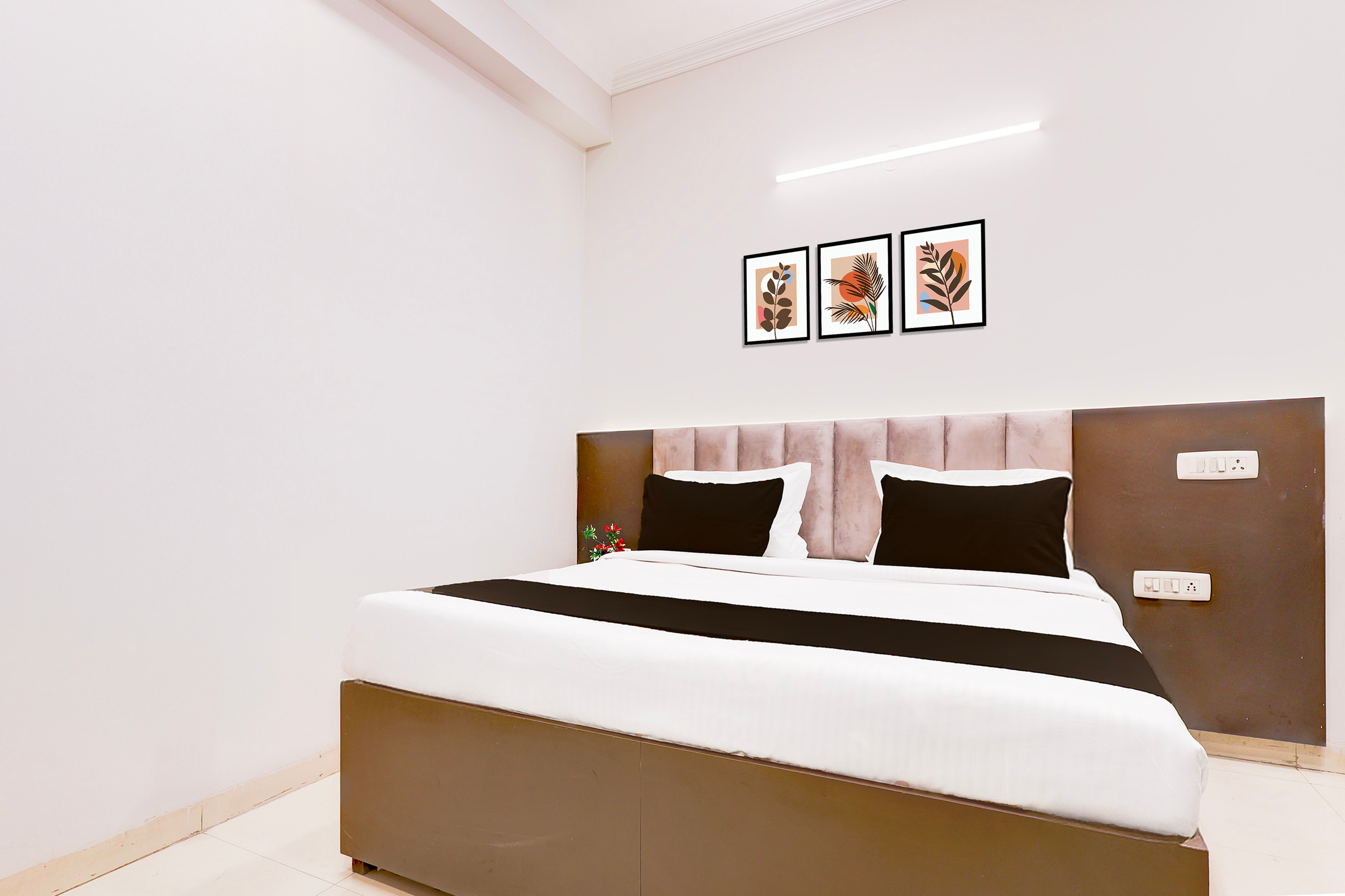 super hotel o rangpuri mahipalpur