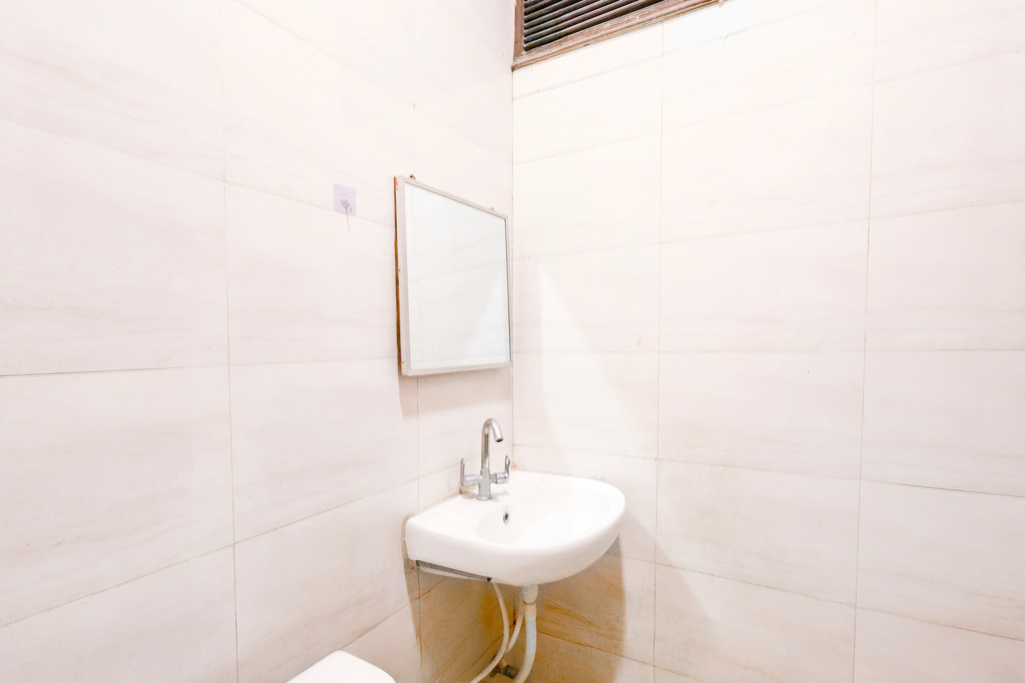 Super Hotel O Rangpuri Mahipalpur,East Of Kailash,3 star