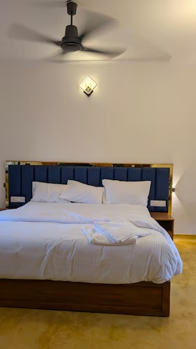 aranyeh the people tree resort