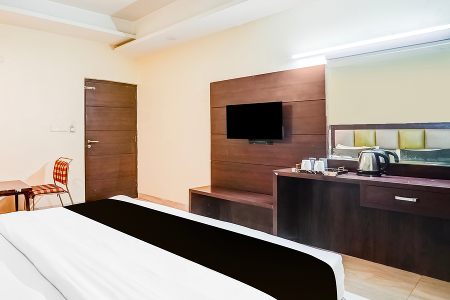 super townhouse sikar road jaipur formerly hotel aroma inn