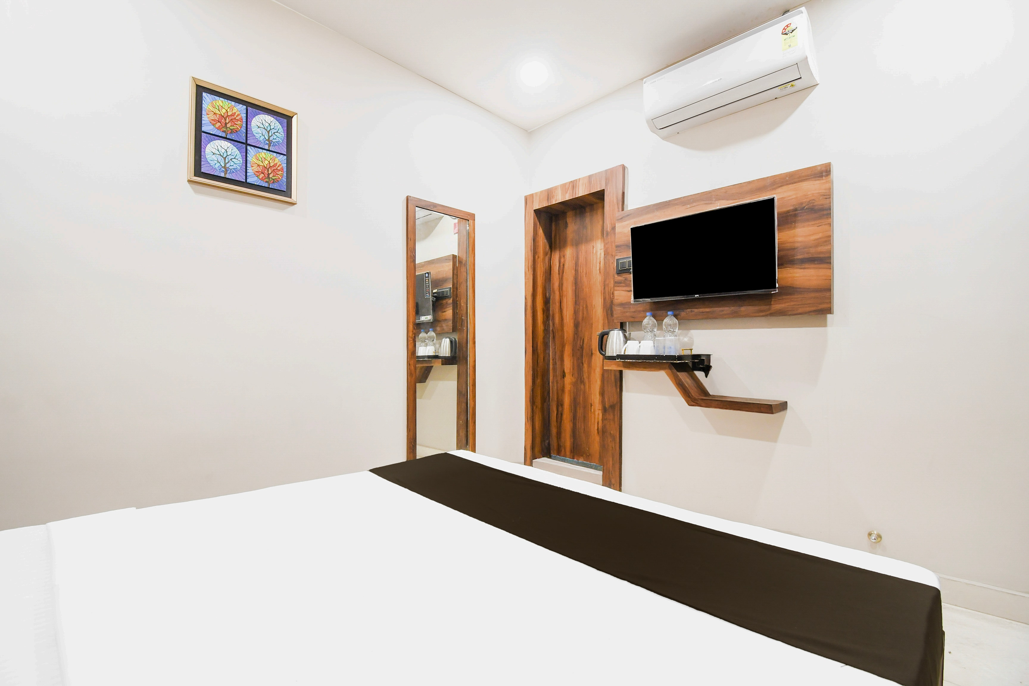Super Hotel O Jamshedpur Near Burma Mines Formerly Hotel Square,Mango,3 star