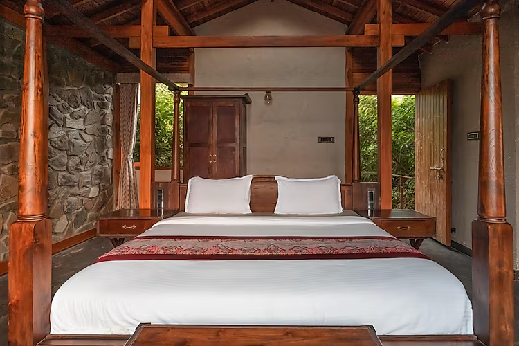 taalish a boutique resort