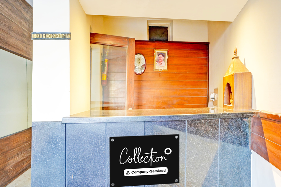 Collection O Hotel Midway,Lashkar,3 star