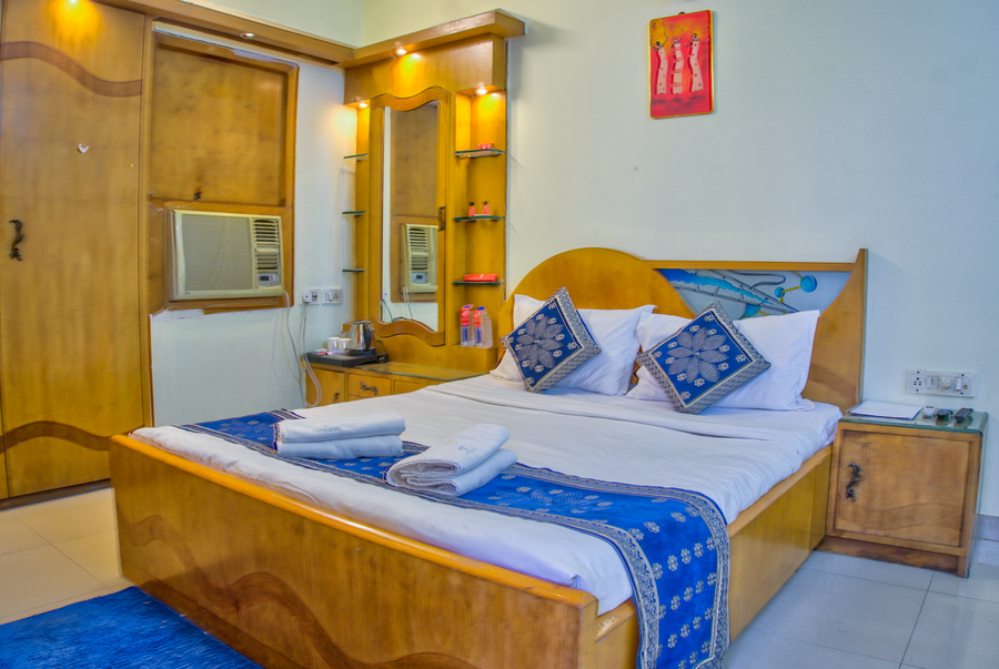 jk rooms 149 thakur galaxy