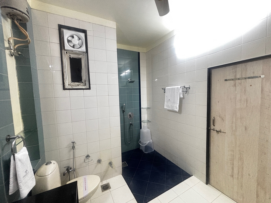 jk rooms 149 thakur galaxy