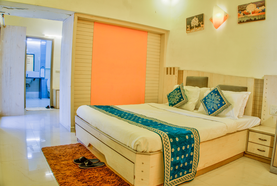 jk rooms 149 thakur galaxy