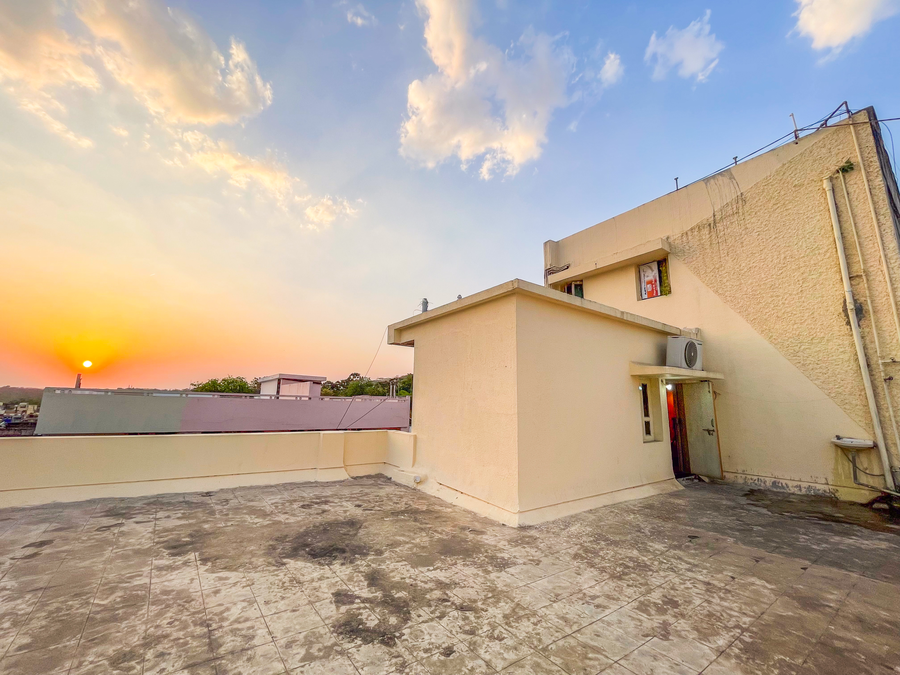 jk rooms 149 thakur galaxy