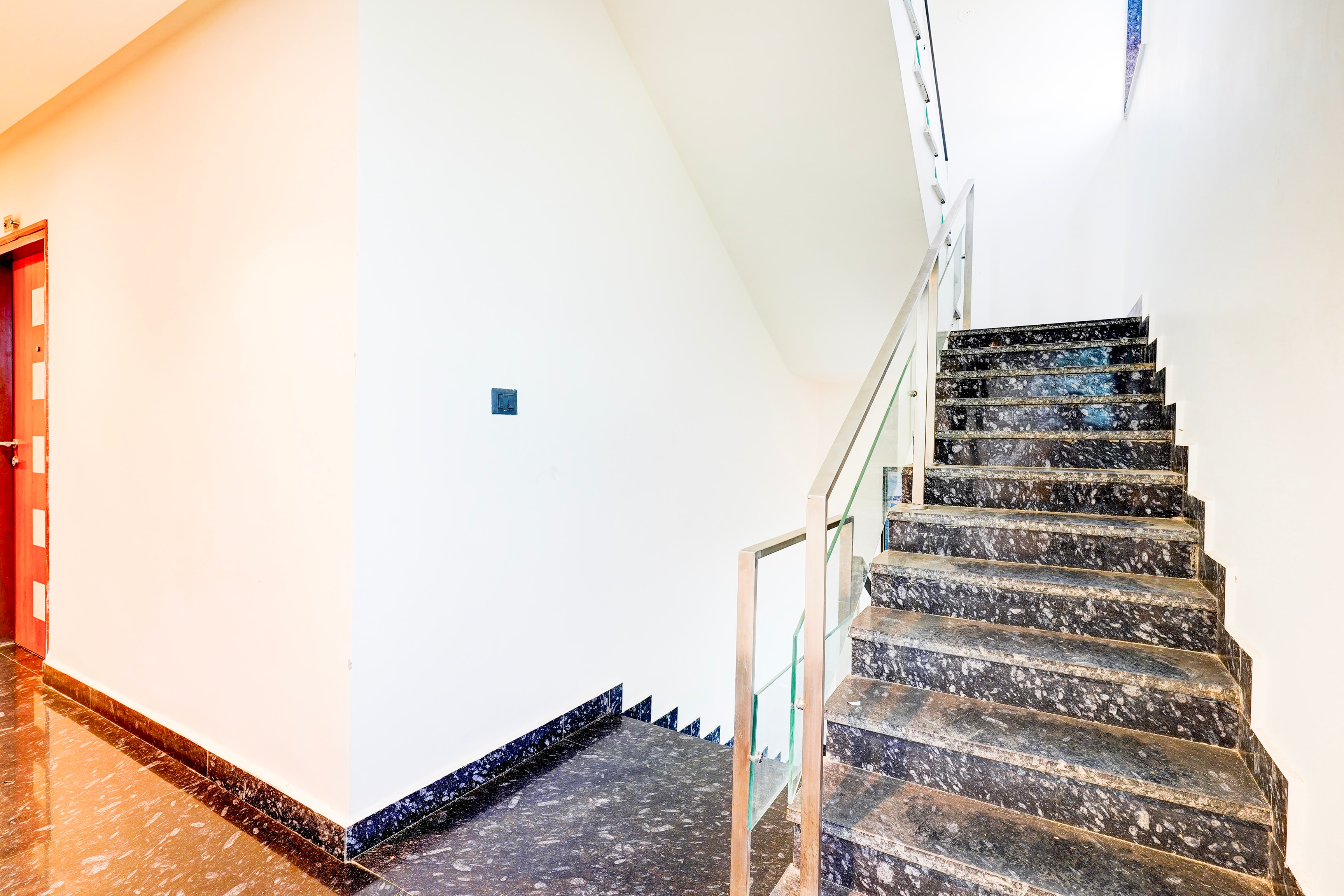 hotel o devangothi railway station banglore