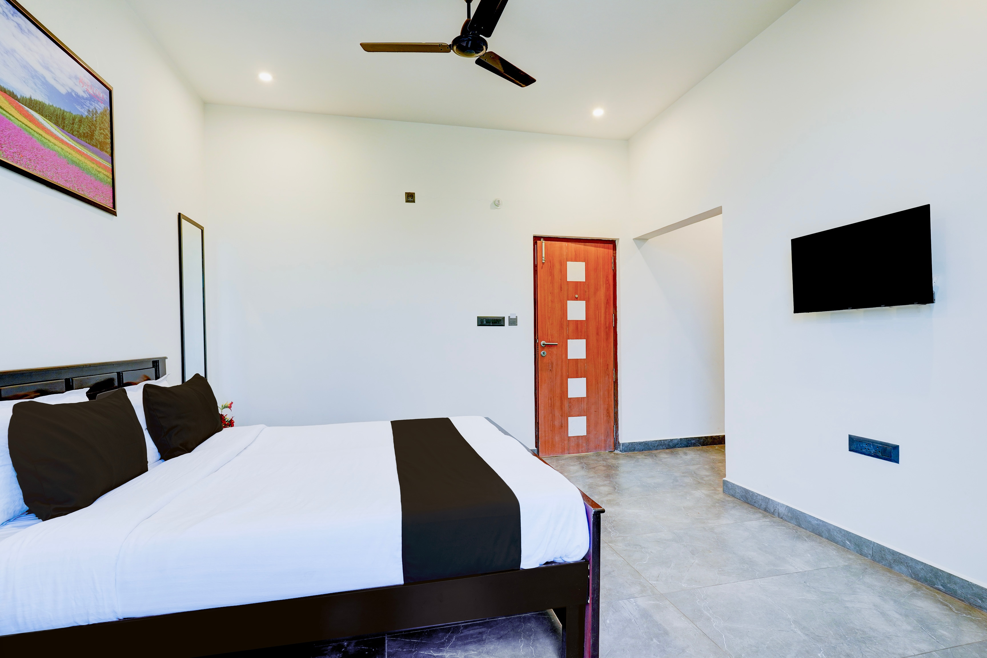 hotel o devangothi railway station banglore