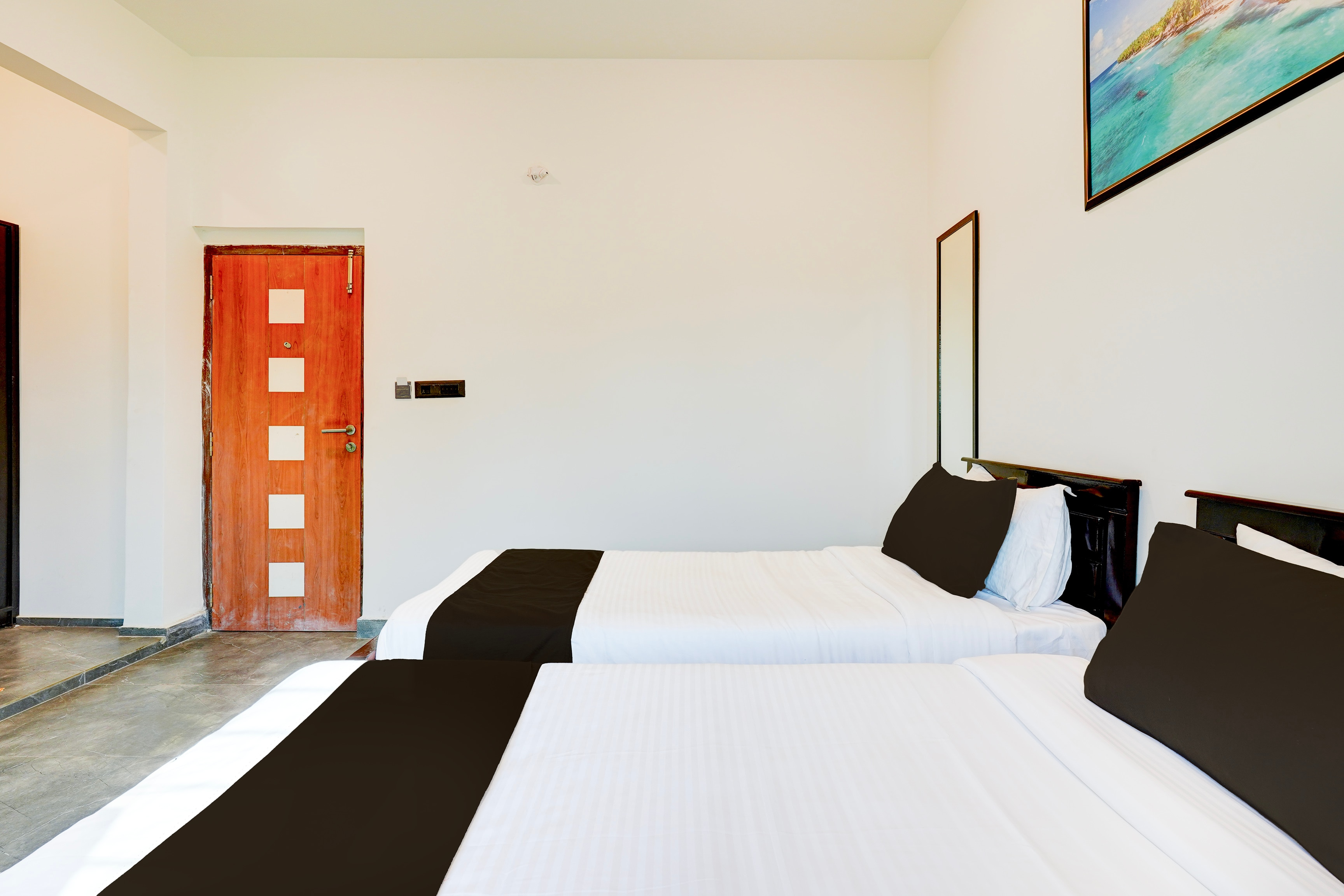 hotel o devangothi railway station banglore