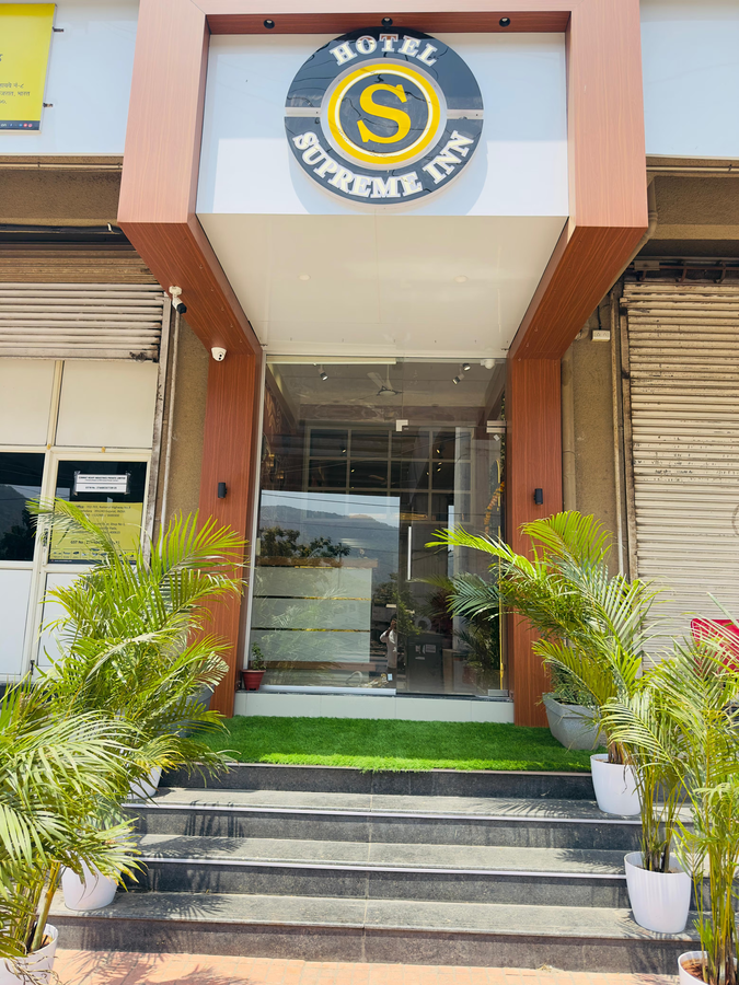 hotel supreme inn