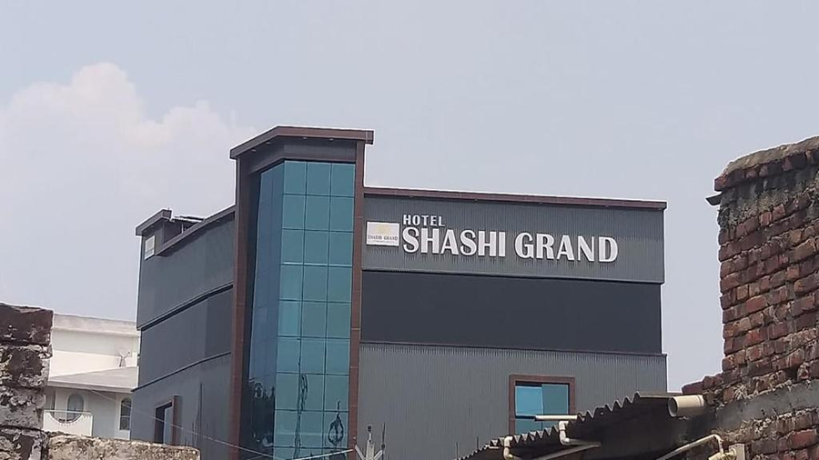 hotel shashi grand jamui
