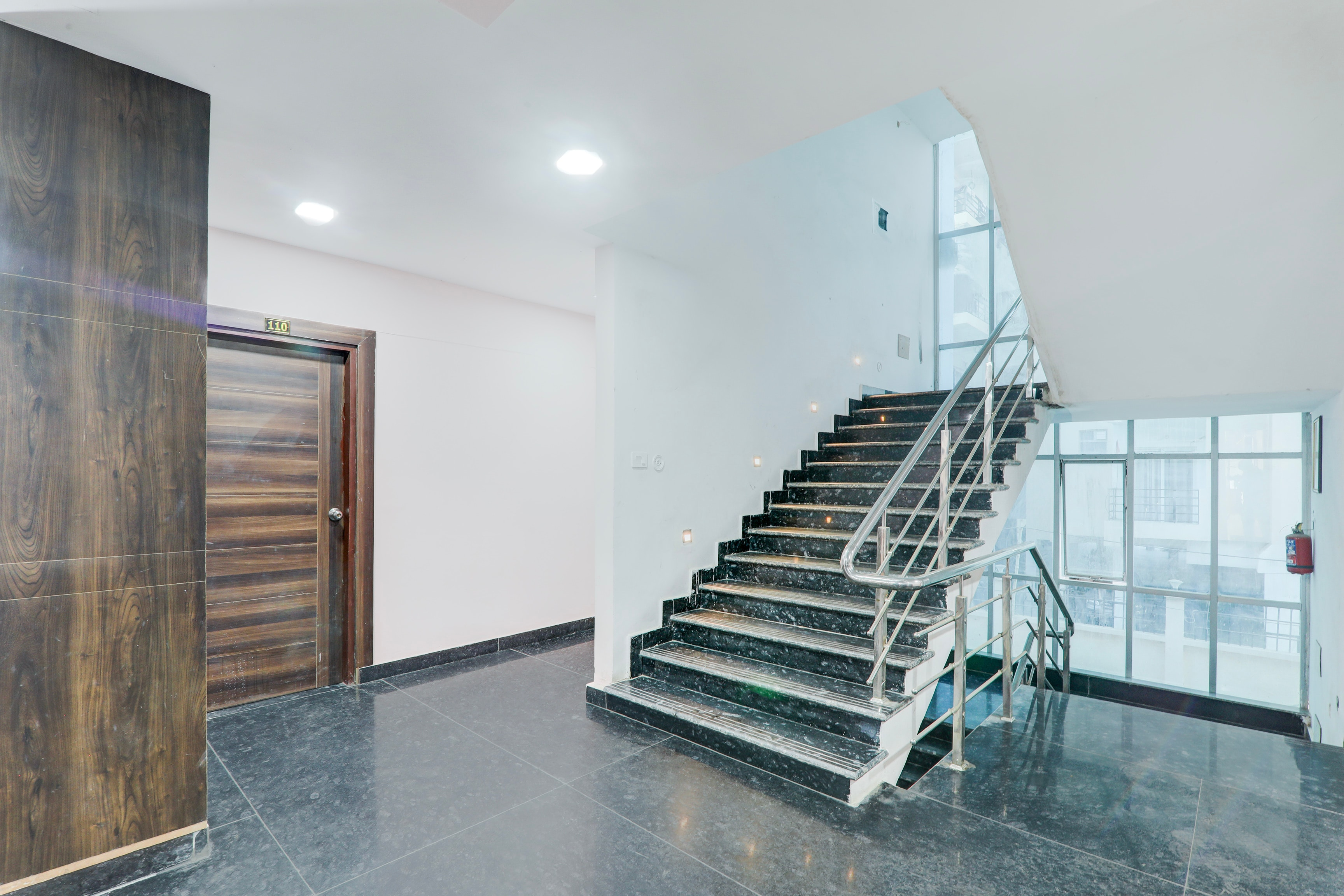 super hotel o bbd lucknow formerly 7th heaven