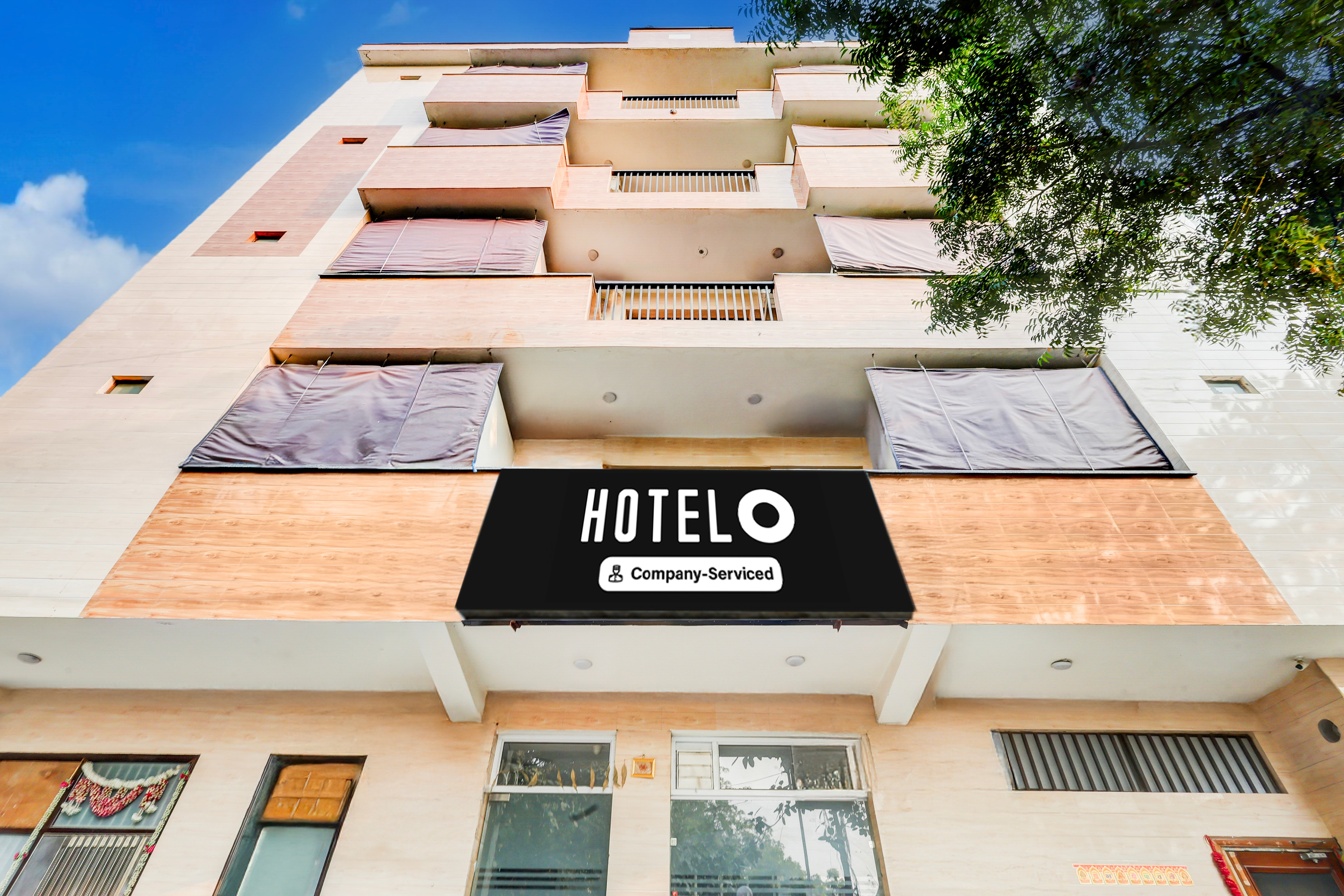 Super Hotel O Sector 25 Near Iskcon Temple Formerly Hotel Amazing House,East Of Kailash,3 star