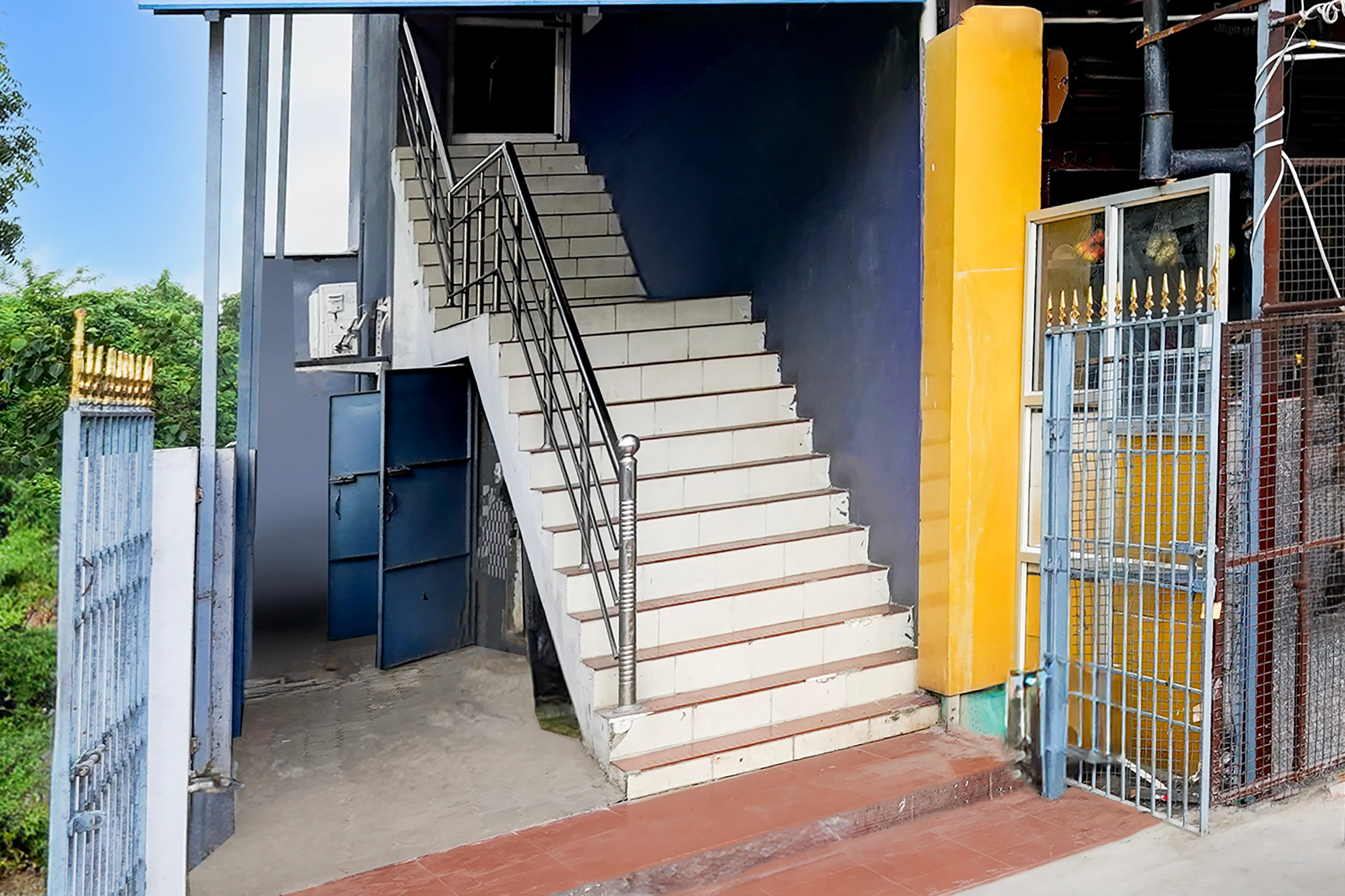 Super Collection O Kelambakkam Near Chettinad Hospital,,3 star