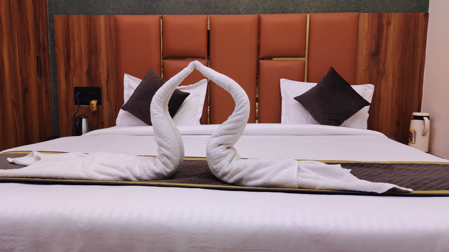 fabhotel the vrindavan inn