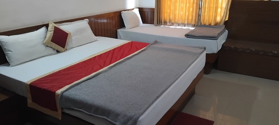 hotel siri ambari