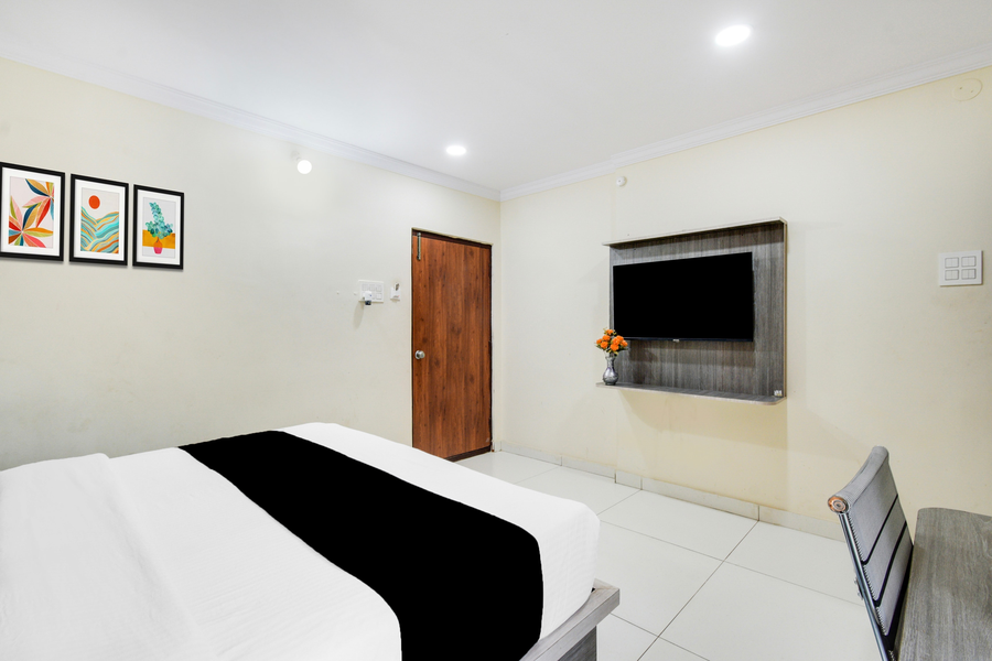 super townhouse shamshabad paradise formerly blue petals hotel