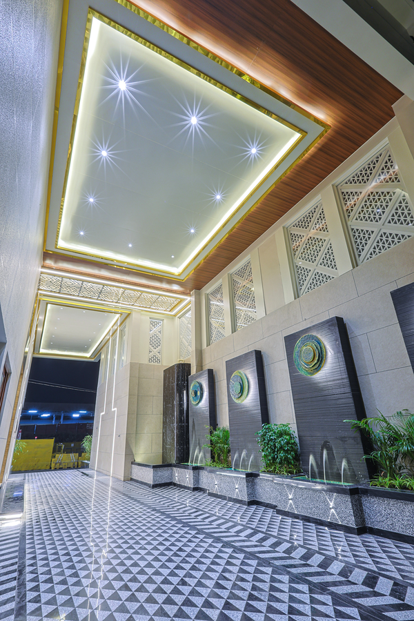 Hotel Sera Vadodara, Sayajigunj, Vadodara,2 star