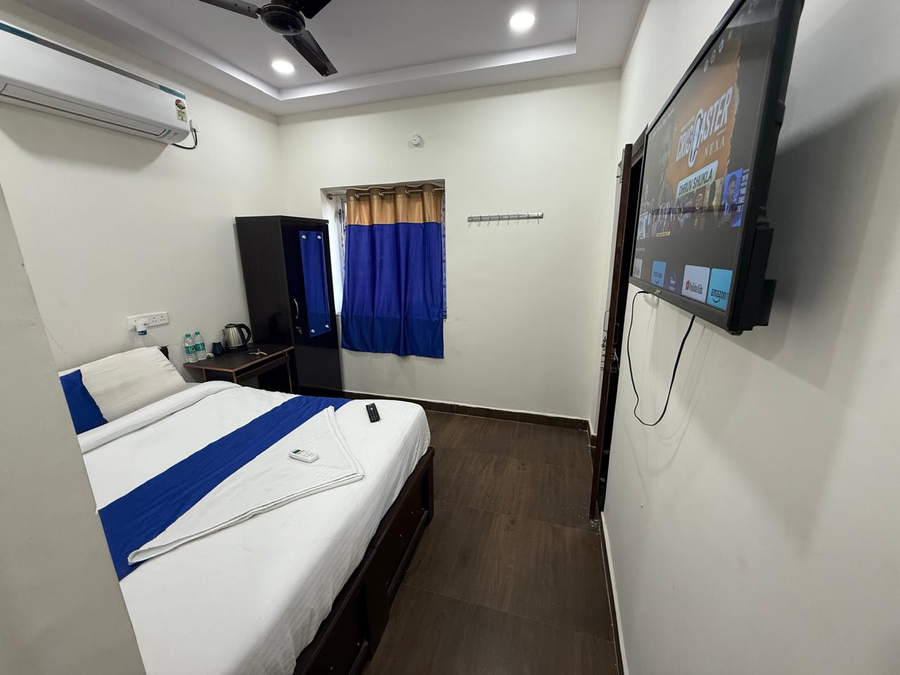 coco net hotel