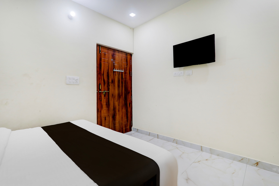 super hotel o iim road lucknow