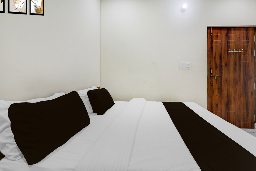 super hotel o iim road lucknow