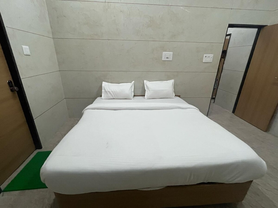vrajvashi home stay dwarka