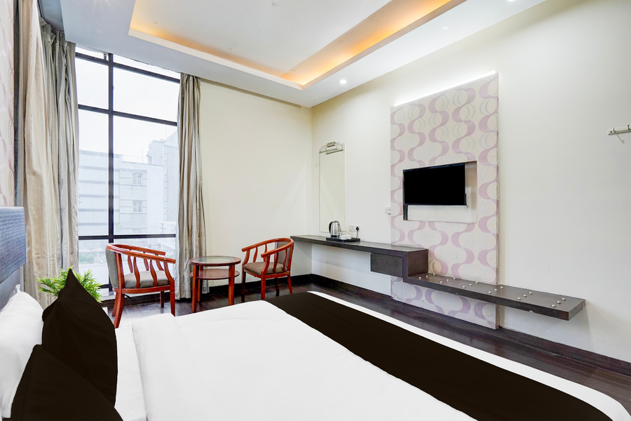 townhouse 1200 luxury suites inn