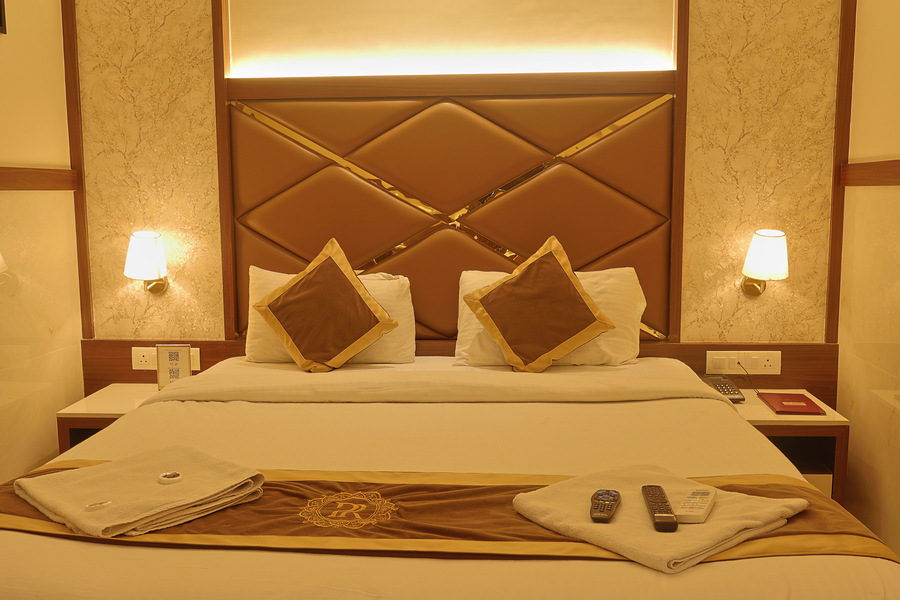 hotel prestige residency