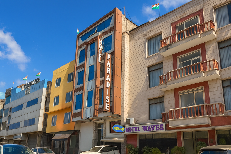 hotel paradise international by jmd group