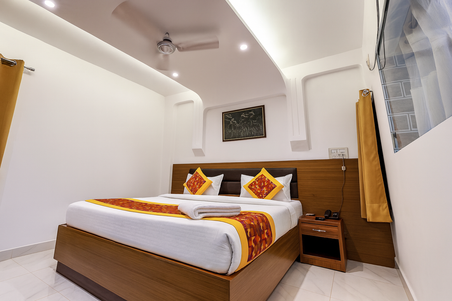 hotel paradise international by jmd group