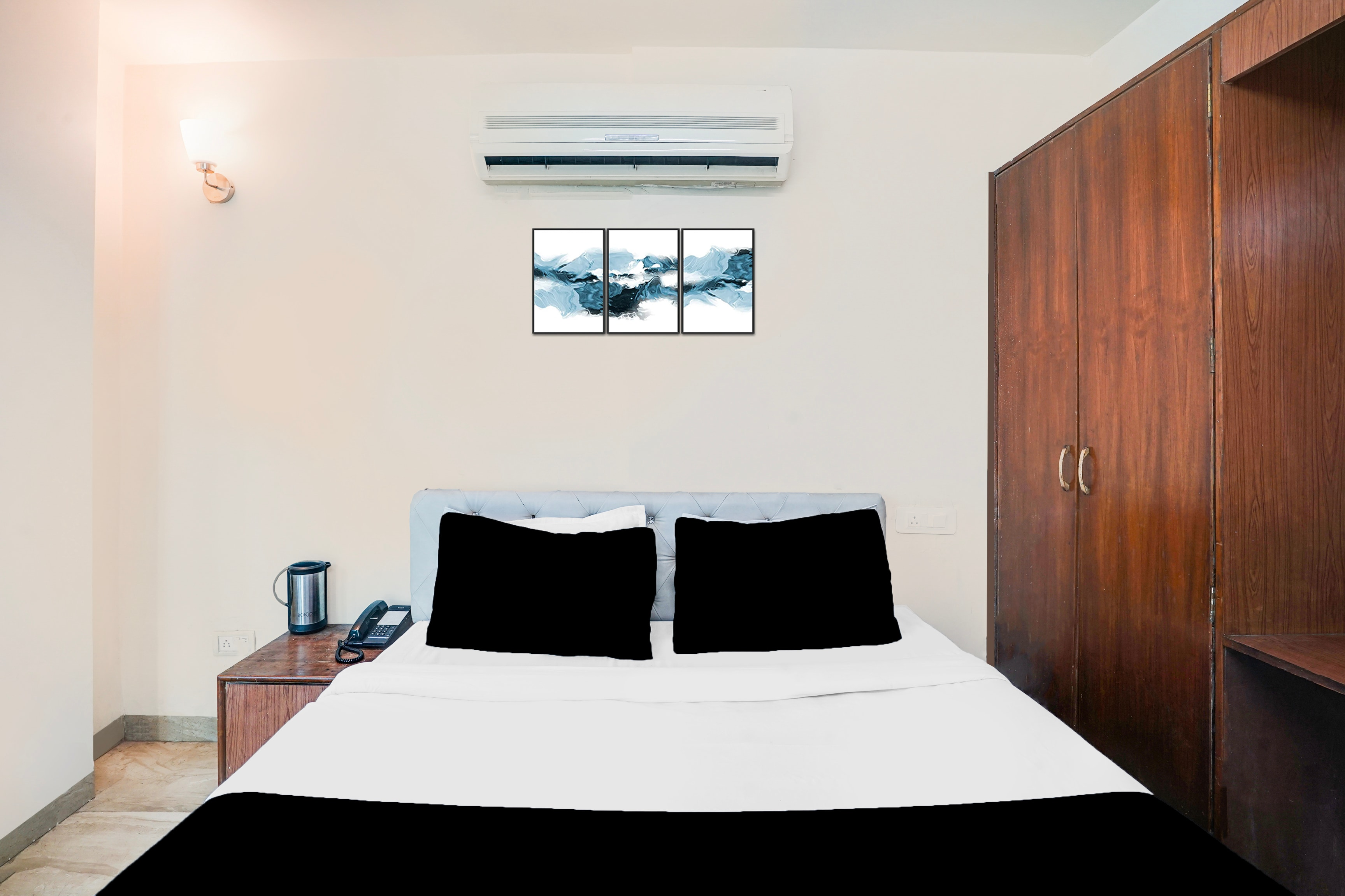 super hotel o collectorate circle formerly hotel dhamu