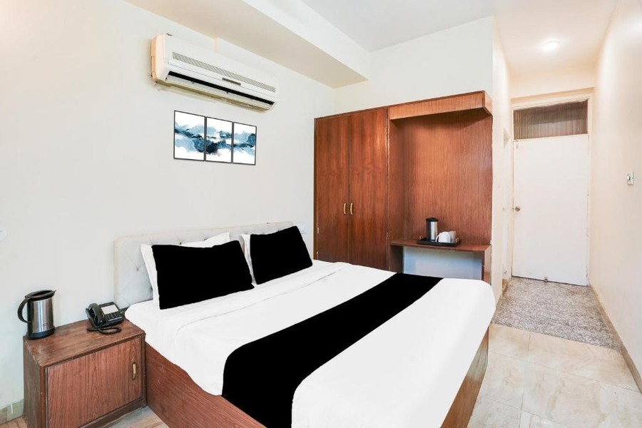 super hotel o collectorate circle formerly hotel dhamu